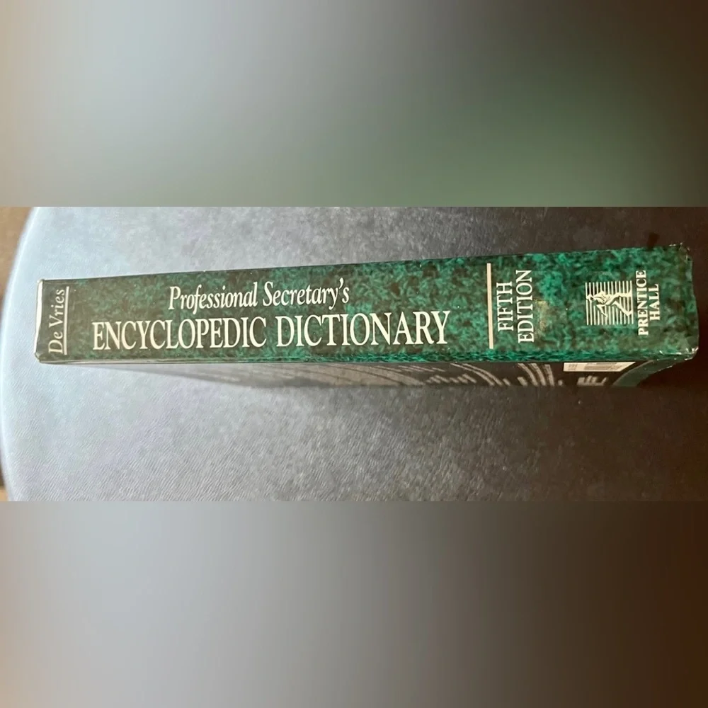 PROFESSIONAL SECRETARY’S REFERENCE MANUAL BOOK (5TH EDT - 1995 - PRENTICE HALL)